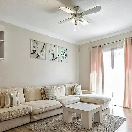 Apartment Family In Cozy *